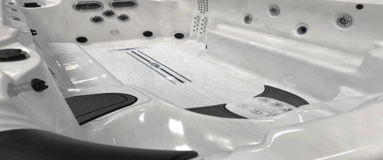 Cal Grip™ for hot tubs in Hemet